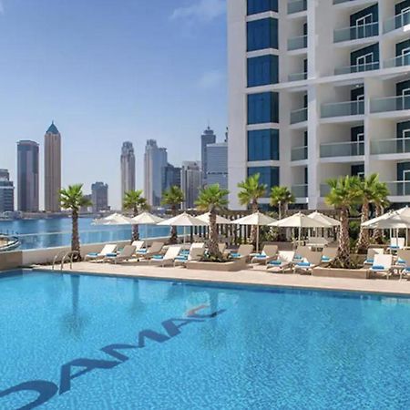 Luxury Hotel Apartment With A Canal View Dubai Bagian luar foto